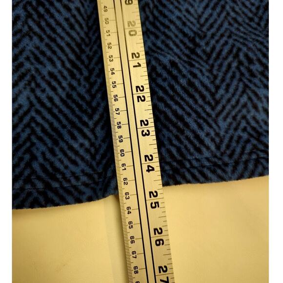 Fleece Vest Women's Basic Edition Full Zip Soft Blue Chevron Pattern Size Medium - Picture 8 of 8